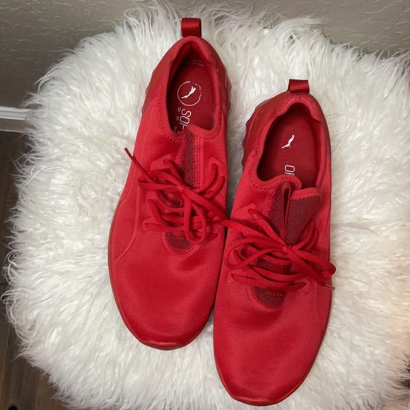 Red Puma - Picture 5 of 6